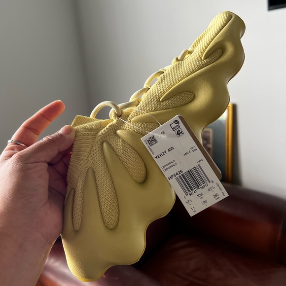 Original Yeezy 450, never used - Picture 1 of 7